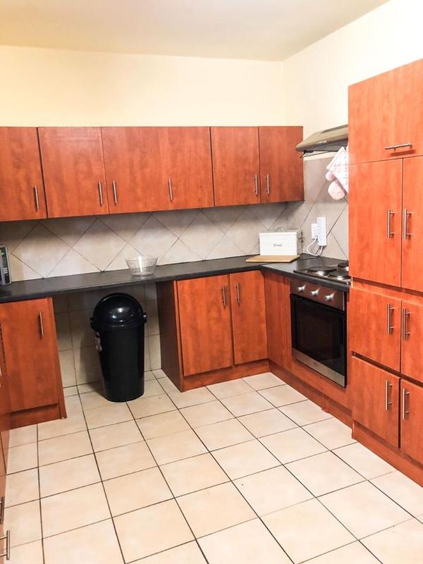 To Let 3 Bedroom Property for Rent in Strand Western Cape